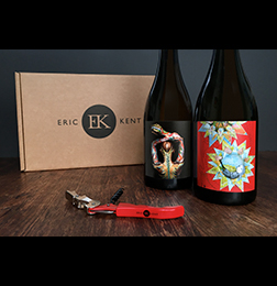 Two Pinot Noirs Gift Set